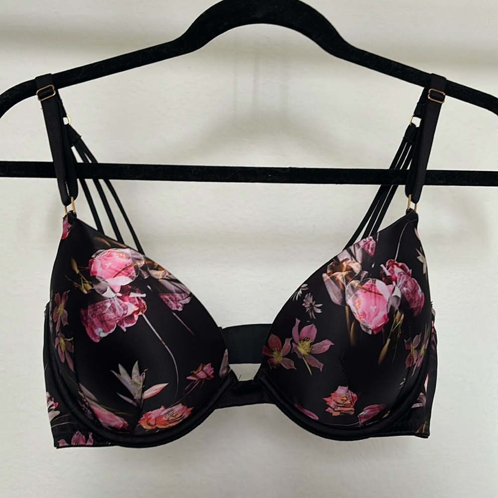 Victoria's Secret Very Sexy Push-Up Satin Bra